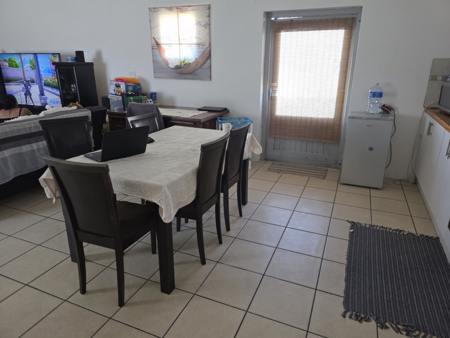 2 Bedroom Property for Sale in Bredasdorp Western Cape
